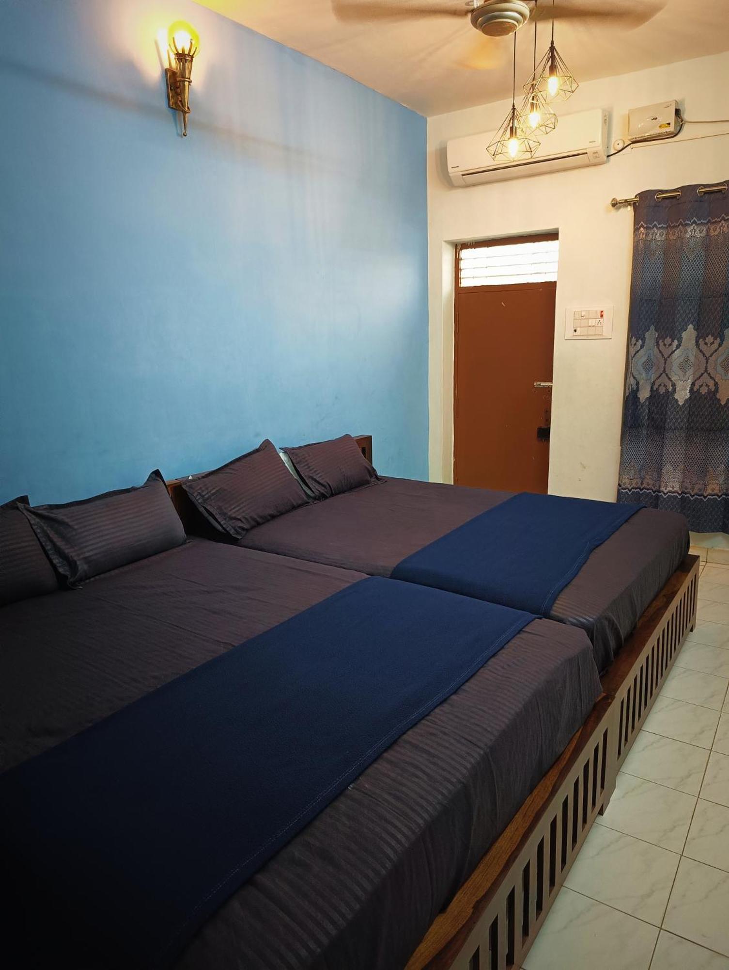 Omkara - The Fives Guest House Tiruvannamalai Exterior photo