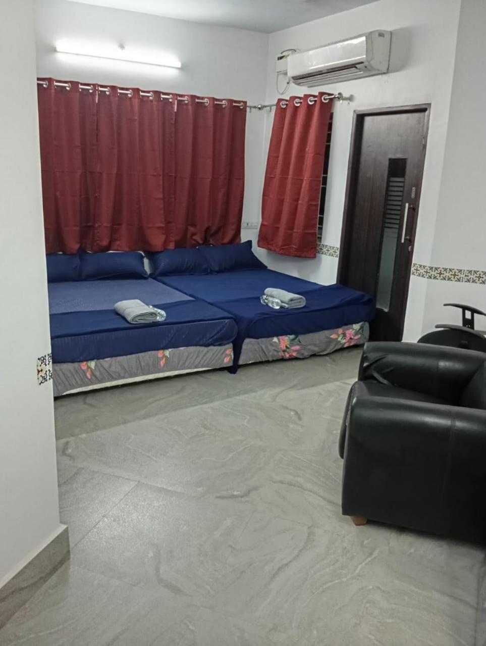 Omkara - The Fives Guest House Tiruvannamalai Exterior photo